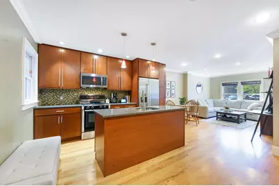 208-210 W 7th St #1, Boston, MA 02127 - Photo 1