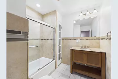 201 Riverside Ave #1, Medford, MA 02155 - Photo 8
