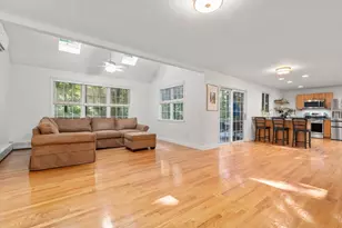 53 E Baylies Rd, Charlton, MA 01507 - Photo 8