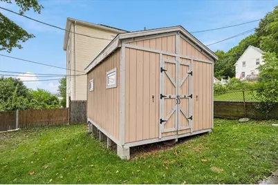 25 Orient St, Worcester, MA 01604 - Photo 28