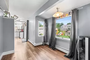 24 Kennedy St, Dartmouth, MA 02747 - Photo 14