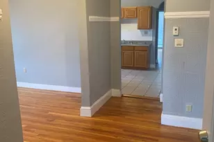 24 Arbutus St, Boston, MA 02124 - Photo 4