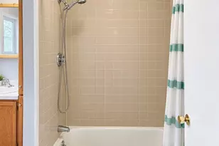17 Sumner Ave, Wakefield, MA 01880 - Photo 8