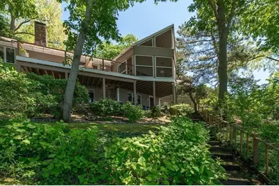 9 Elm Top, Beverly, MA 01915 - Photo 2