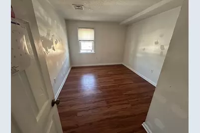 52 Willie Street, Lowell, MA 01854 - Photo 8