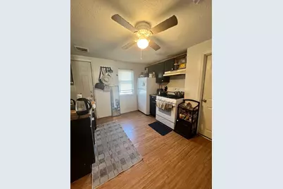 52 Willie Street, Lowell, MA 01854 - Photo 10