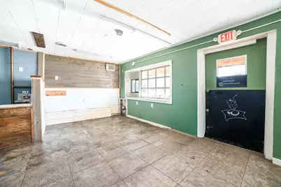 382 Water, Clinton, MA 01510 - Photo 10