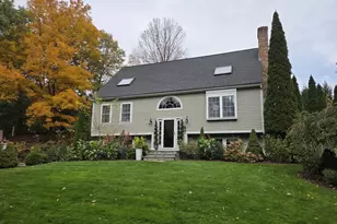293 Brigham St, Hudson, MA 01749 - Photo 2