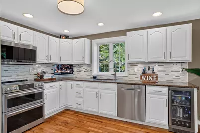 293 Brigham Street, Hudson, MA 01749 - Photo 2