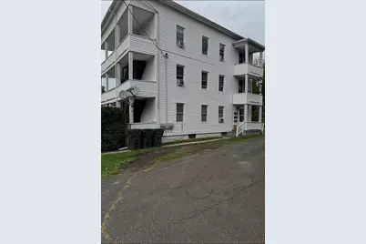 47 Lincoln St, Webster, MA 01570 - Photo 1