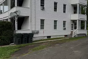 47 Lincoln St, Webster, MA 01570 - Photo 1