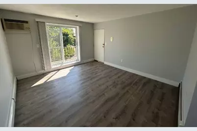 2 Meacham St #6, Somerville, MA 02145 - Photo 4