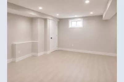 2 Cedarbrook Way #B, Swansea, MA 02777 - Photo 4