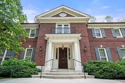 381 Warren Street, Brookline, MA 02445 - Photo 6