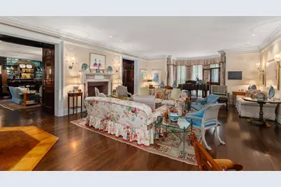 381 Warren Street, Brookline, MA 02445 - Photo 10