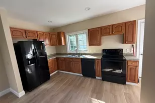 33 Brunelle Dr, Rutland, MA 01543 - Photo 4