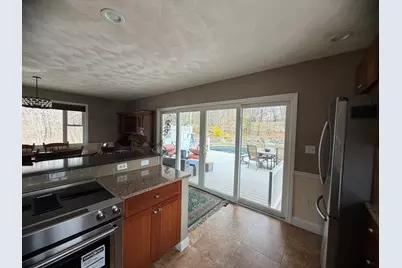 81 N Main St, Bellingham, MA 02019 - Photo 12