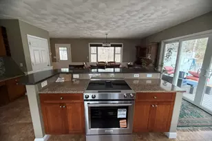 81 N Main St, Bellingham, MA 02019 - Photo 8