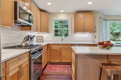 61 Canonicus Ave, Oak Bluffs, MA 02557 - Photo 10