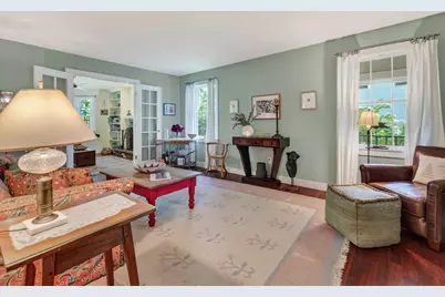 61 Canonicus Ave, Oak Bluffs, MA 02557 - Photo 18