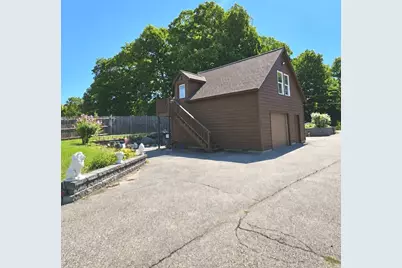 8 Hillsville Rd, North Brookfield, MA 01535 - Photo 10
