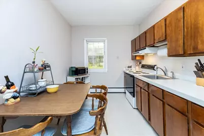 377 Bunker Hill St. #2, Boston, MA 02129 - Photo 10