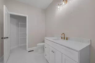 765 Massachusetts Ave, Lunenburg, MA 01462 - Photo 14