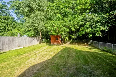 82 N Lake Ave, Southwick, MA 01077 - Photo 10