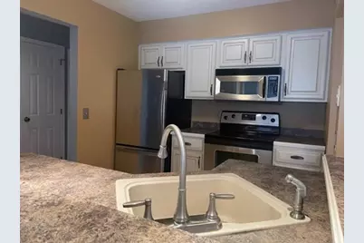50 Steeplechase Ct #50, Haverhill, MA 01832 - Photo 6
