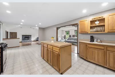 22 Grassy Meadow Rd, Wilbraham, MA 01095 - Photo 12