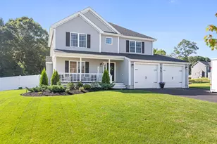 65 Henrietta Wy, Taunton, MA 02780 - Photo 2