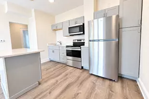 8 Kenwwod St, Boston, MA 02124 - Photo 8