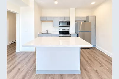 8 Kenwwod St #7, Boston, MA 02124 - Photo 4