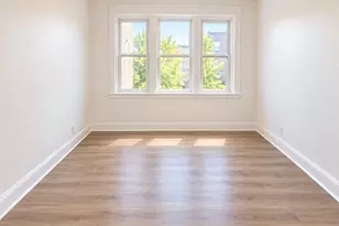 8 Kenwwod St, Boston, MA 02124 - Photo 14