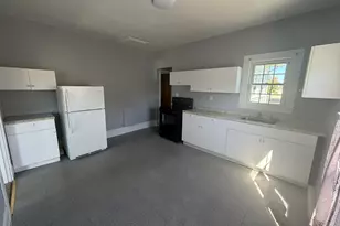 24 Livingston Rd, Brockton, MA 02301 - Photo 2