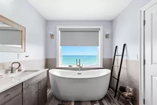 308 Ocean St, Marshfield, MA 02050 - Photo 1