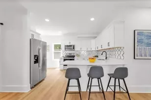 35 George St, Boston, MA 02136 - Photo 12