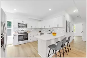 35 George St, Boston, MA 02136 - Photo 16