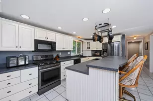 24 Evergreen Rd, Lakeville, MA 02347 - Photo 8