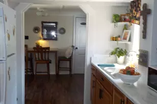 25 Yale Ave, Swansea, MA 02777 - Photo 6
