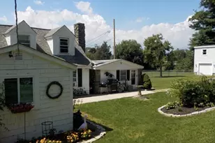 25 Yale Ave, Swansea, MA 02777 - Photo 4