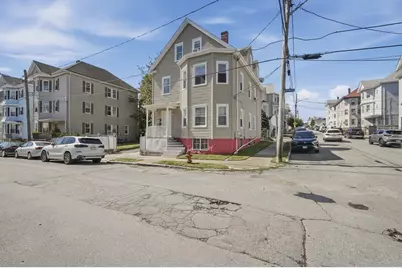 125 Reynolds St, New Bedford, MA 02746 - Photo 2