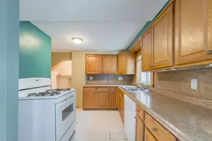 830 Main St, Hanson, MA 02341 - Photo 4