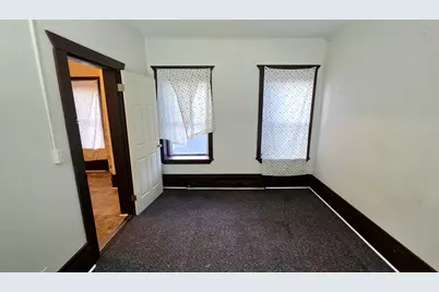 650 High St #1L, Holyoke, MA 01040 - Photo 8