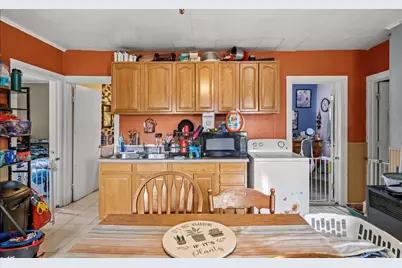 27 Henry, Southbridge, MA 01550 - Photo 18