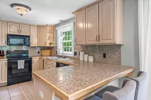 120 Ivy Ln, Northbridge, MA 01588 - Photo 18