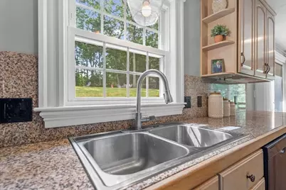 120 Ivy Lane, Northbridge, MA 01588 - Photo 16
