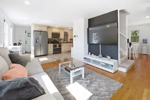 51 Mechanic St, Bellingham, MA 02019 - Photo 8