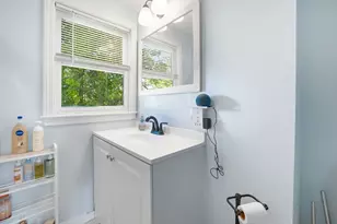 51 Mechanic St, Bellingham, MA 02019 - Photo 30
