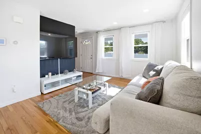 51 Mechanic St, Bellingham, MA 02019 - Photo 6